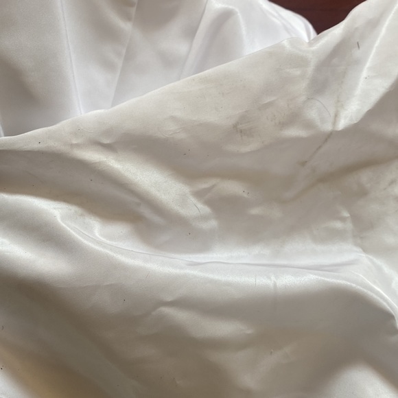 David’s Bridal Wedding Dress (12) - Picture 10 of 10